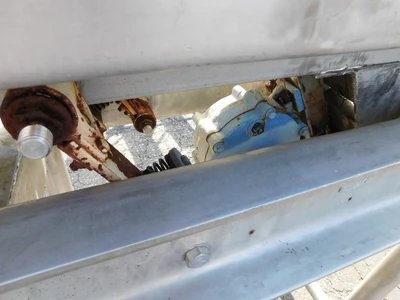 USED AJAX LO VEYOR VIBRATORY PAN