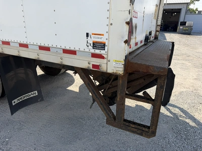 Used 2017 INTERNATIONAL 4300 SBA4X2 Box trucks Indiana US | Miedema Asset Management Group #1414680