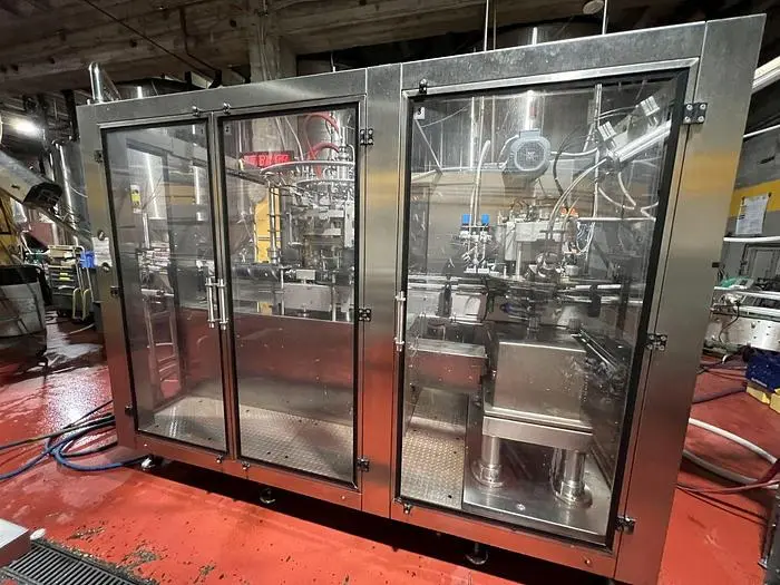 Used 2013 COMAC ISOBARIC FILLER MOD 8-1 Inline Can Filler Seamer Oregon US | Ager Tank & Equipment Co. #1060520