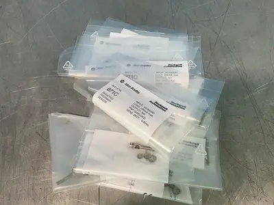 New | in-Stock ALLENBRADLEY 871CD1NP5P3 Proximity Sensors Ohio US | HGR 24 #1572177