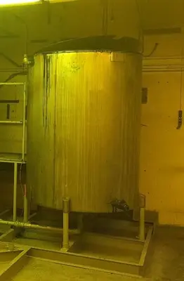 Tank, 700 Gallon, S/st, 4'6 x 6', OT/CB #S739690
