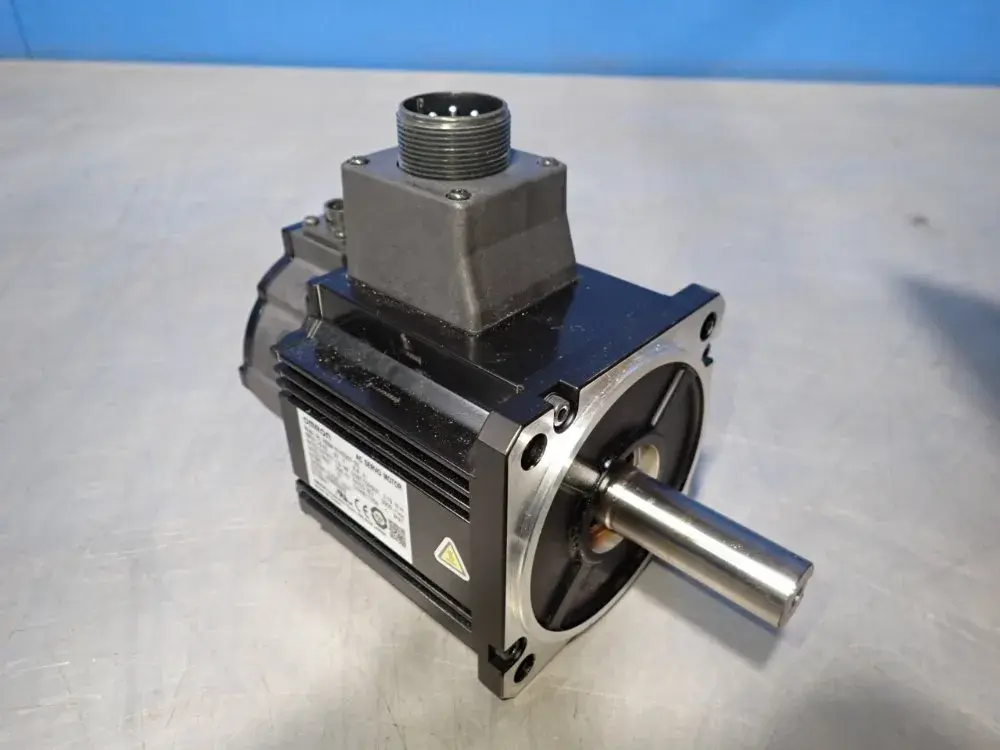 USED OMRON R88MK1K030TS2