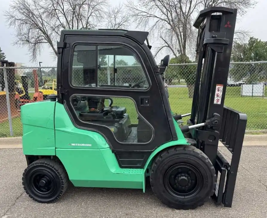 USED 2014 MITSUBISHI FD40N