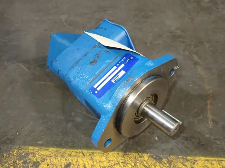 Used METARIS V20101F12S04S001B320 Pumps Ohio US | HGR 24 #738052