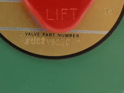 Plast-o-matic EUC2V8G20 PVC Automatic Control Valve Pneumatic 1/8" 120V Coil
