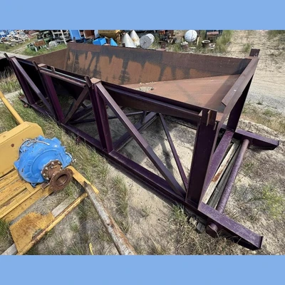 23ft Long x 6.75ft Wide Hopper