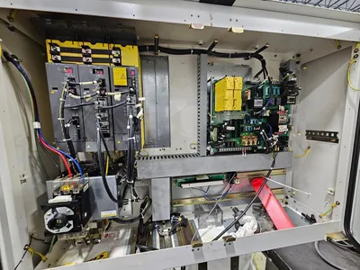 1998 FANUC ROBODRILL ALPHA T14IA Vertical Machining Center | Tight Tolerance Machinery (5)
