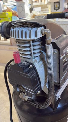 Used _UNKNOWN_ _UNKNOWN_ Tank Mounted Air Compressors Georgia US | Auction Management Corporation #1548644