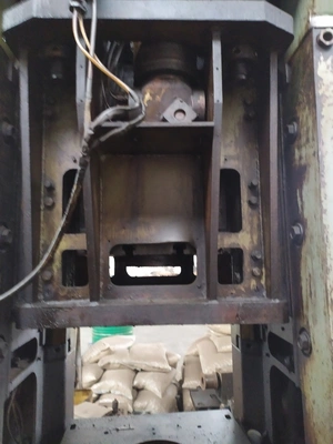 ERFURT Mechanical Double-Action Press, in very good working condition, visible under power