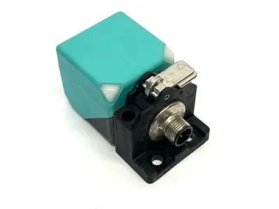 USED PEPPERL+FUCHS INDUCTIVE PROXIMITY SENSOR 120992