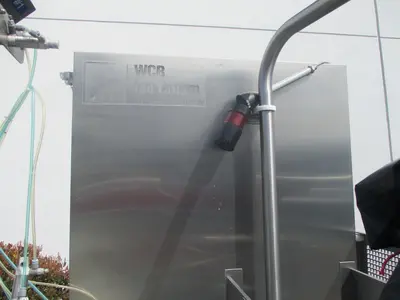 WCB Stainless Ice Cream Filling Machine / Scround ice cream container filler