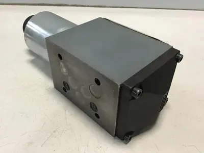 USED REXROTH 54WE10C32/CG24NZ4
