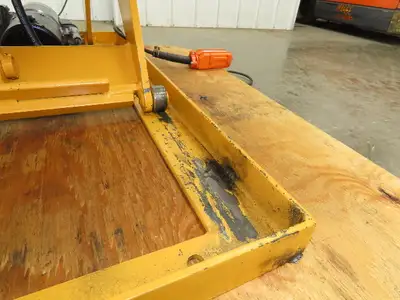 Used ECONO LIFT _UNKNOWN_ Tippers Indiana US | Arrow Industrial #1367381