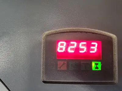USED RAYMOND 8410