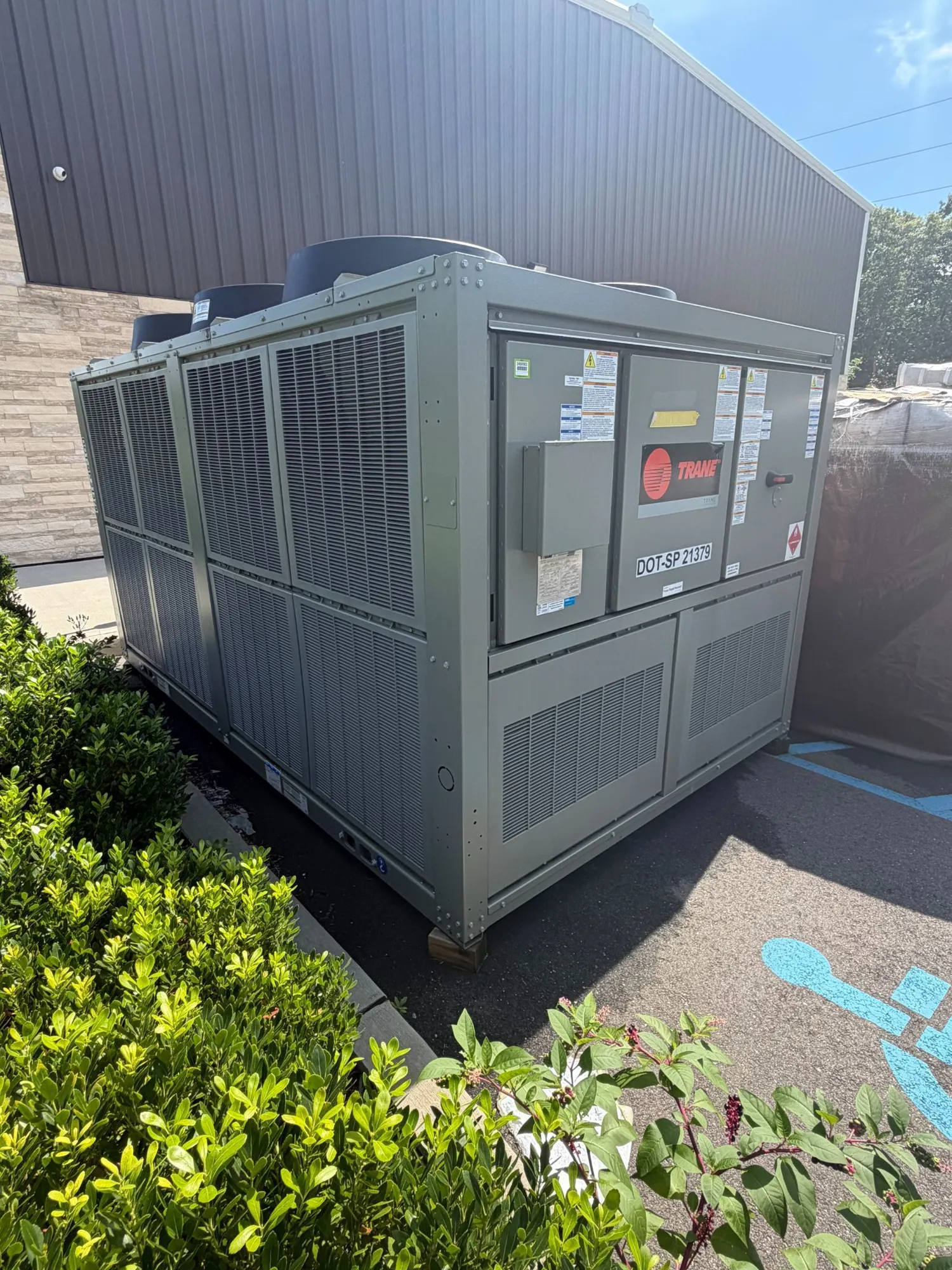 Used 2024 TRANE CGAM Chillers New York US | Perry Equipment #1480455