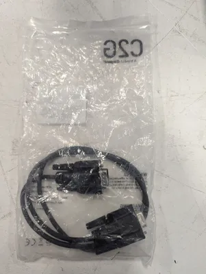 NEW C2G 25213