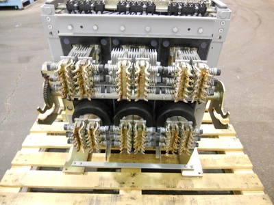 Used GE AKR-8D-100 Circuit Breakers Ohio US | Equipment Recovery Corp. #1329704