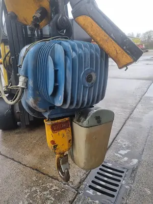 USED DEMAG ELECTRIC CHAIN HOIST 1000 KG