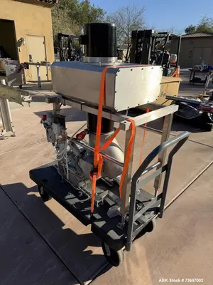 USED LOMA IQ4