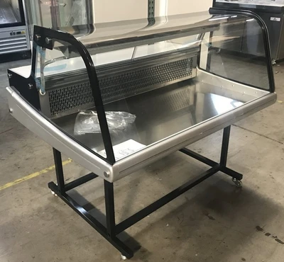 171-0317 48" Countertop Full Service Self Contained Display Case Cooler