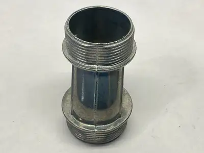 RN-150 | Appleton  1-1/2" Offset Nipple - New – Open box