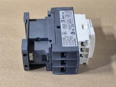 NEW SCHNEIDER ELECTRIC LC1D25G7