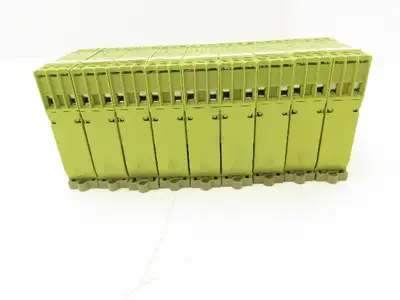 Comat C133.01/24VDC Relay 2NC 2NO Lot of 9