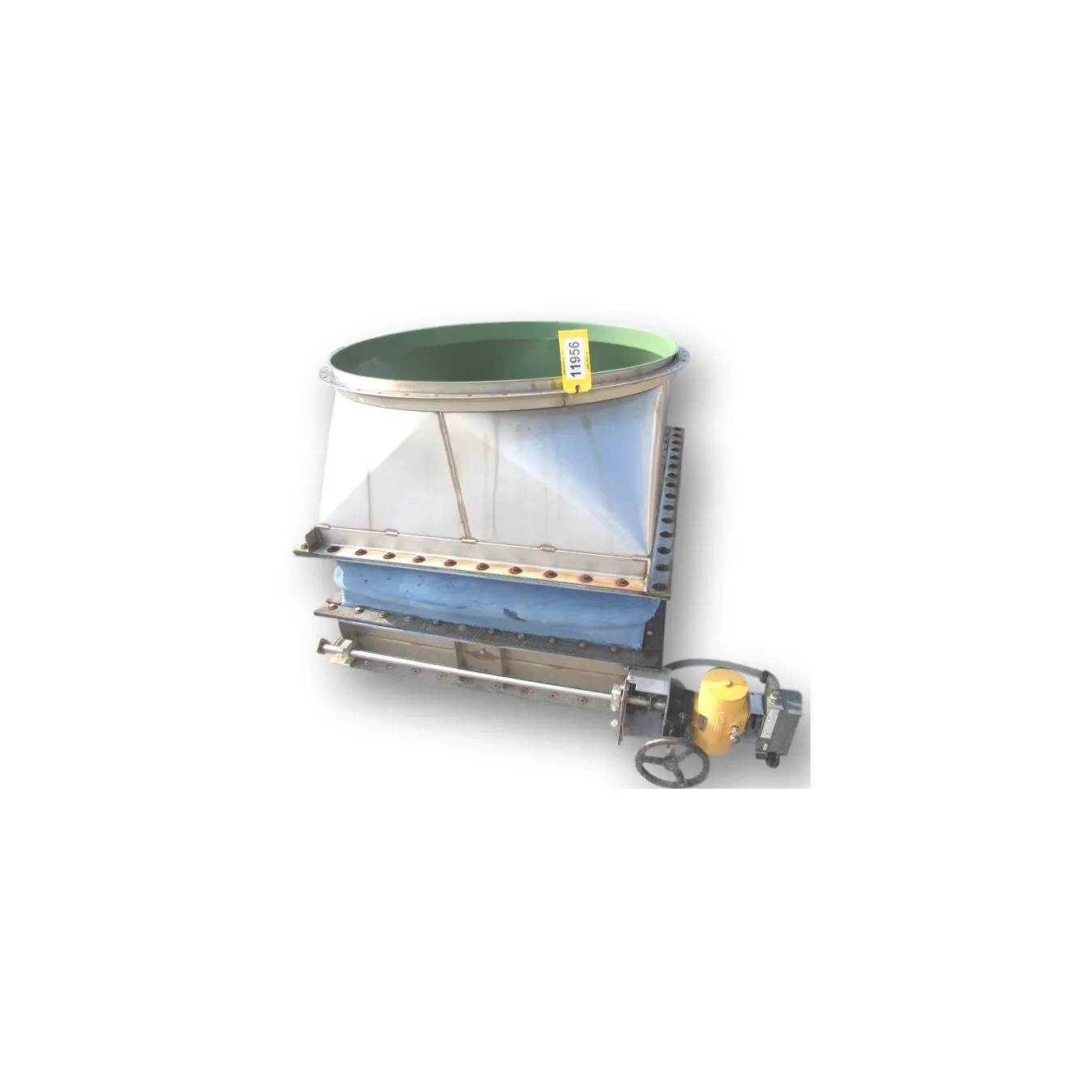 Used Heavy-duty Opposed Blade Control Damper - Pneumatic Actuated