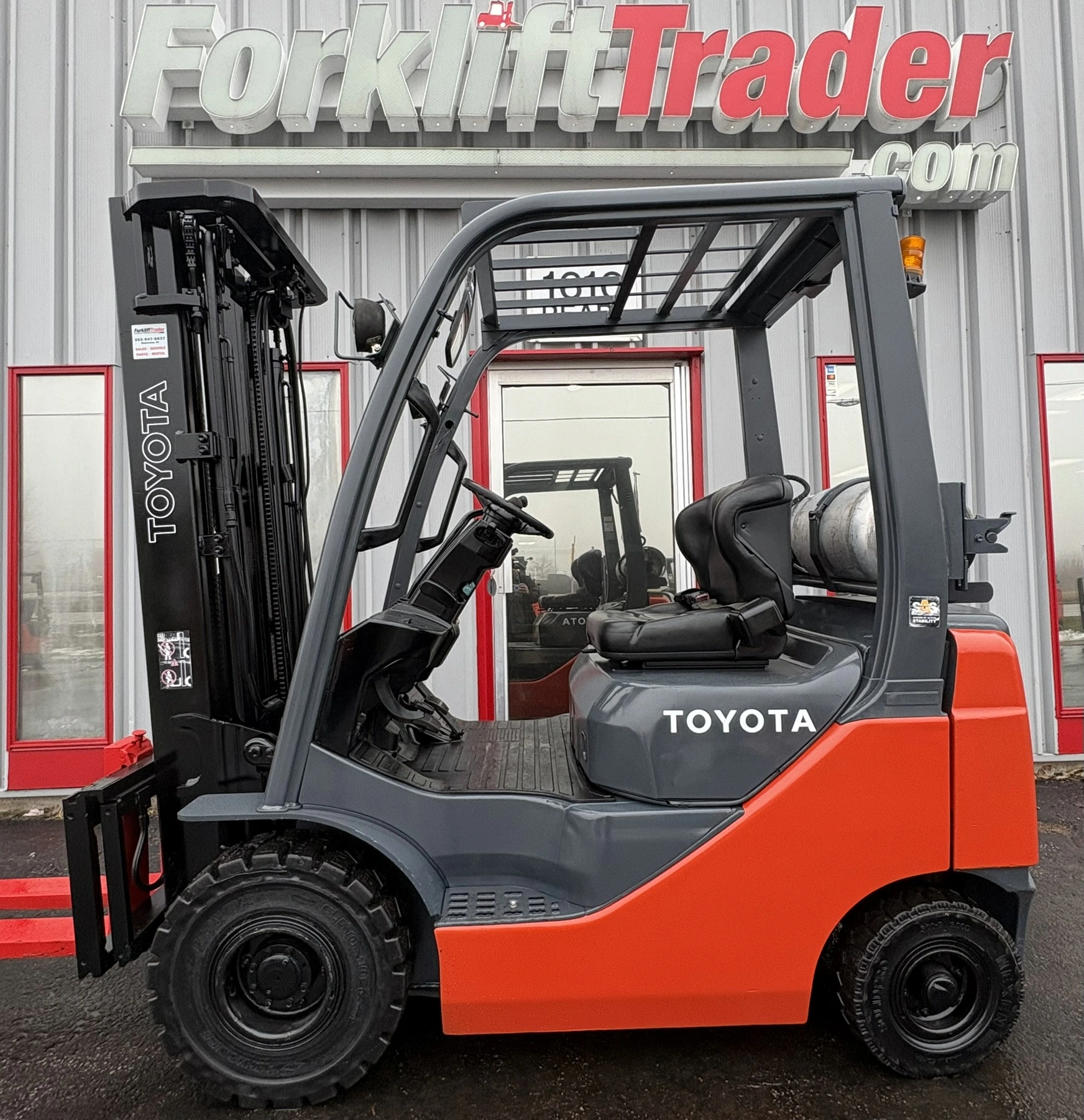 USED 2015 TOYOTA 8FGU15