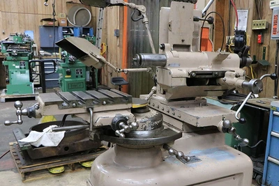 USED 1990 O.K. Tool R6, NEW 1990, WITH WORKHEAD,