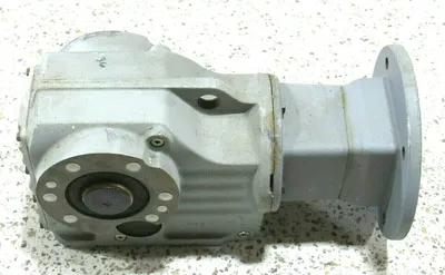 NEW SEW EURODRIVE KA67TAM182 GEAR REDUCER 13.22:1