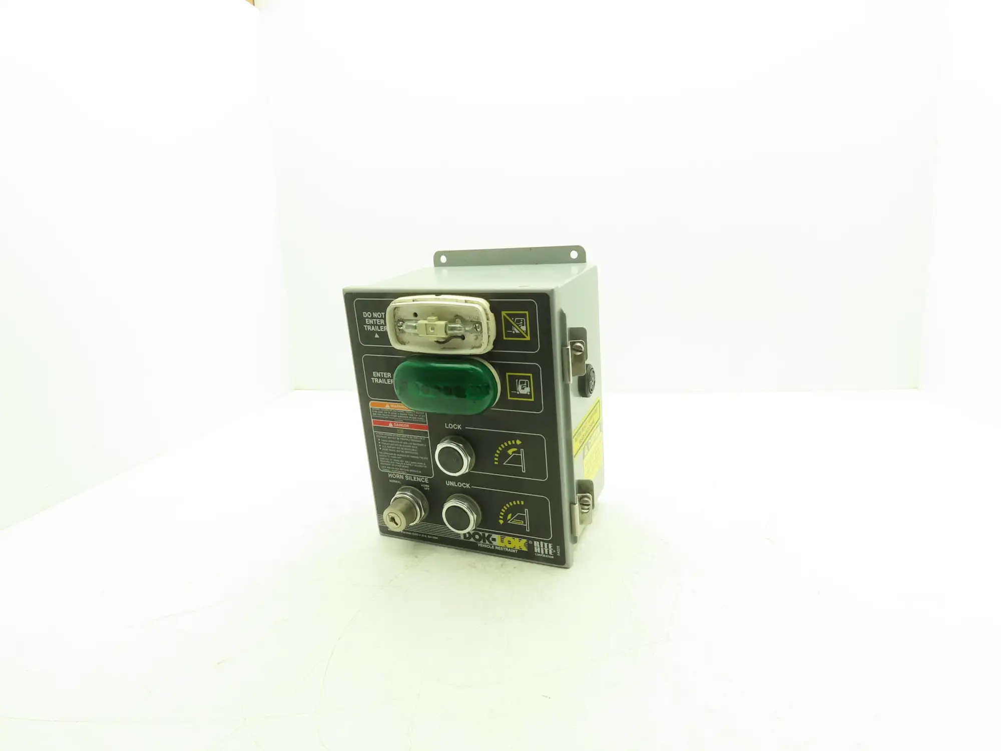 RITE-HITE DOK-LOK Vehicle Restraint Control Box 120V 1Ph 60Hz 1/6Hp w/Key