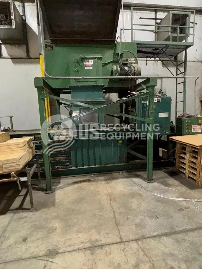 USED BLOAPCO / SELCO 5-CAJ-2558 SHREDDER & H5-12 BALER