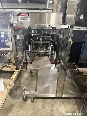 Used E-PACK _UNKNOWN_ Cappers Quill - Automatic Inline Illinois US | Aaron Equipment #1512898