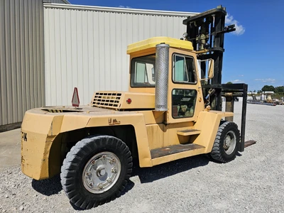 Used _UNKNOWN_ _UNKNOWN_ Internal Combustion Forklifts: Pneumatic Tire West Virginia US | Cooper Industries #1409588