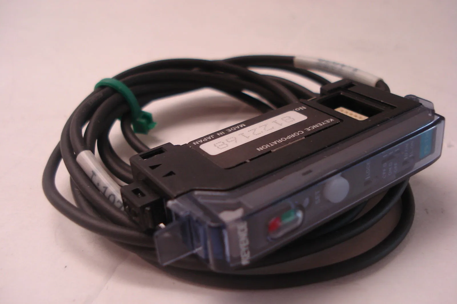 USED KEYENCE FS-T2P FST2P FIBER OPTIC SENSOR