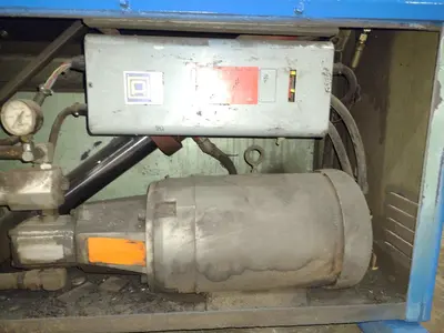 50 TON PIRANHA MODEL #P50 HYDRAULIC IRONWORKER: STOCK #23214