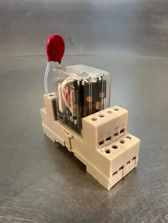 Used Allen-Bradley Allen-Bradley 700-HC14A1 Ser A Relay Coil with 700-HN103 Ser.A Relays & Switches | Palmetto Automation #1156371