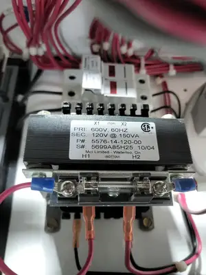 0.75 hp, 600V, 3A, 3-Ph FVNR Starter Size 1 Bucket for Freedom 2100 MCC Frame