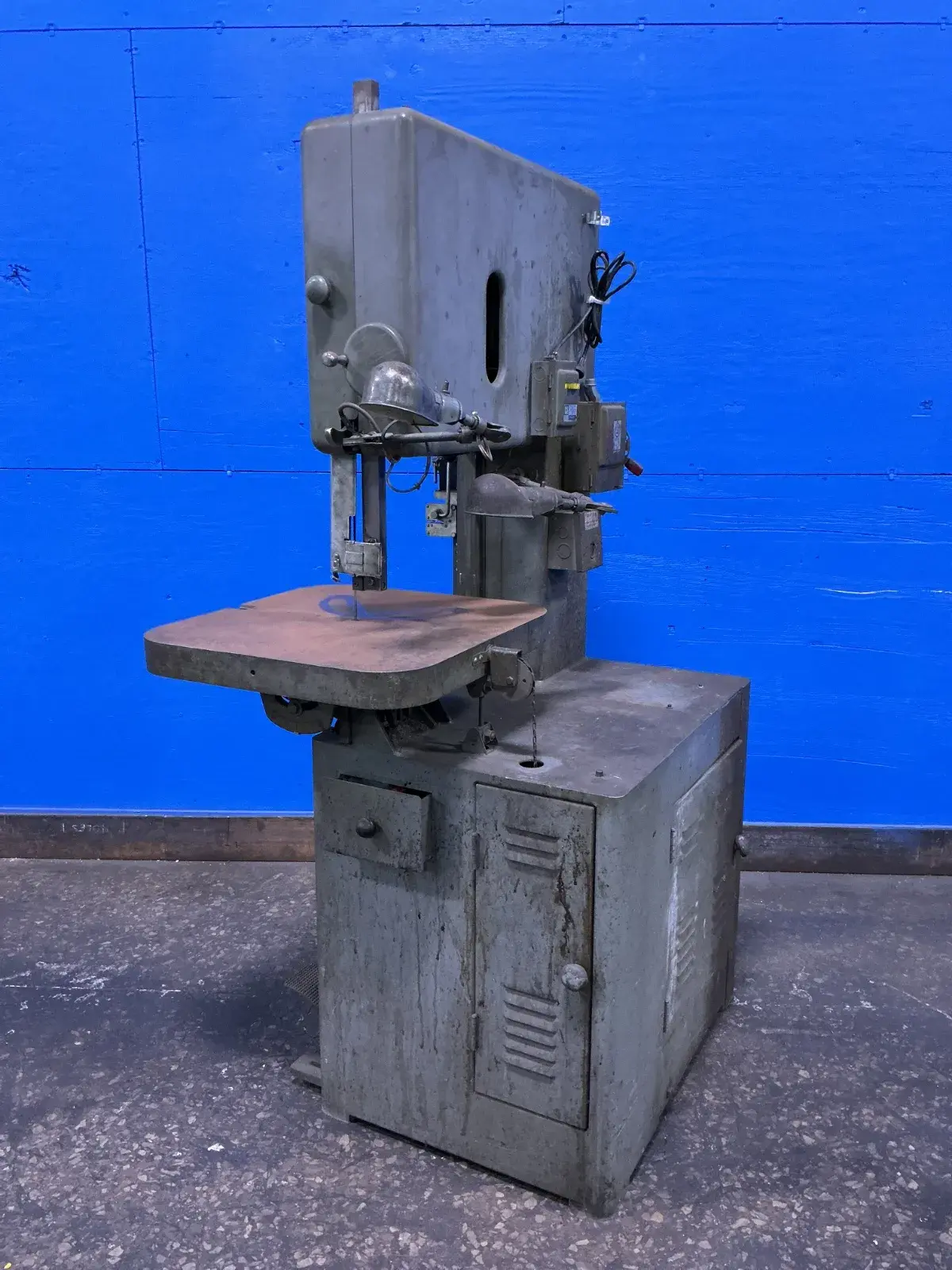 Used GROB INC NS18 Vertical Band Saws Ohio US | HGR 24 #1096732