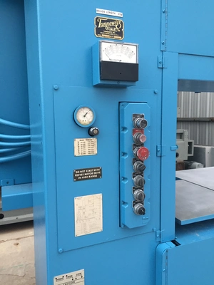 Tannewitz Mdl. GVTNE Vert. Band Saw #4041