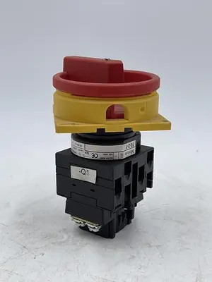 Used MOELLER MOELLER T0-2-1 Misc Electrical & Power Parts | ND Industrial Surplus #1212920