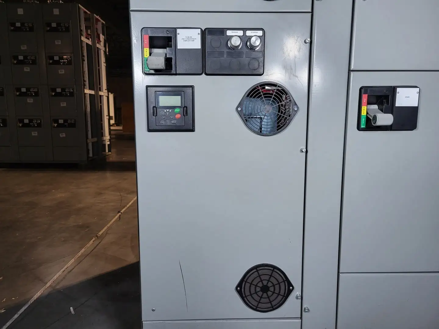 Used EATON SVX015A1-5A4N1 Switchgears British Columbia CA | Lenmark #240403