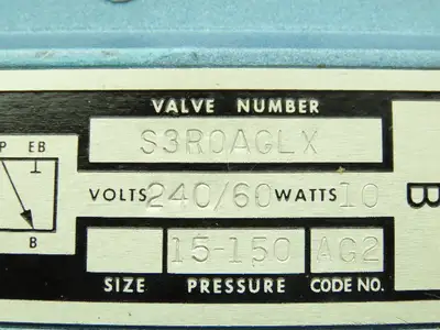 Honeywell Skinner S3R0AGLX Directional Control Valve 5-Way 2 Pos 240VAC 150 PSI