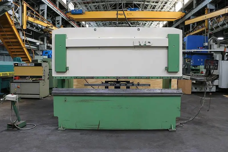 150 Ton x 10 ft LVD Hydraulic Press Brake Model 150JS10 w/ Dynabend Single Axis CNC Back Gauge