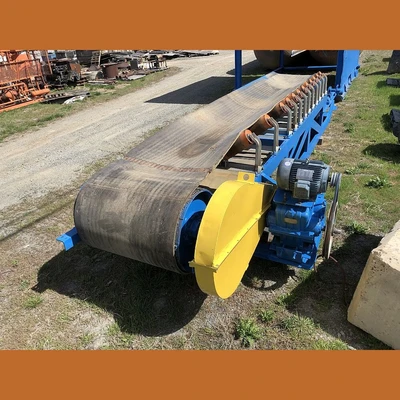 25 yard Hopper and Belt Feeder