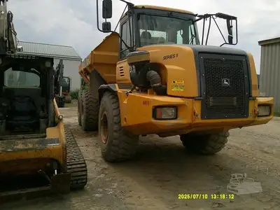Used 2014 DEERE 250D II Articulated Dump Trucks New York US | Beck Equipment #1509308