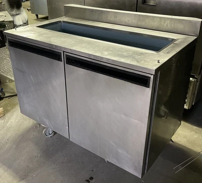 174-0092 Delfield 4048-12 48” Self Contained Pan Rail Prep Cooler