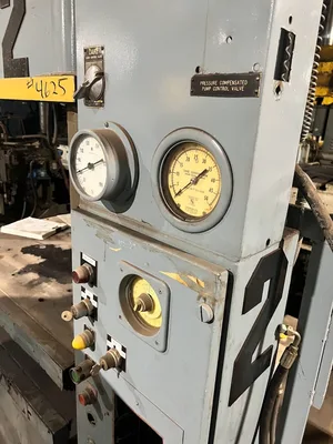 USED USED DAKE PRESSES DAKE 27-477 PRESS