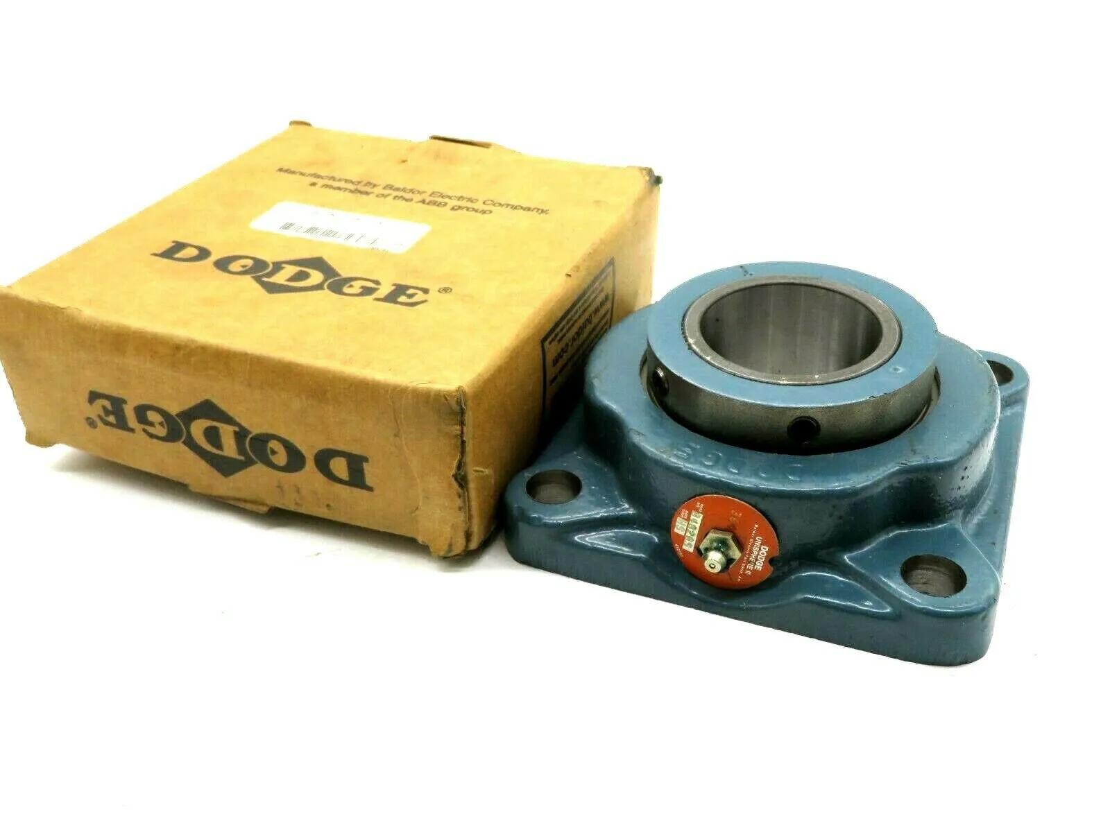 NEW DODGE F4B-UN2-055M FLANGE MOUNT BEARING